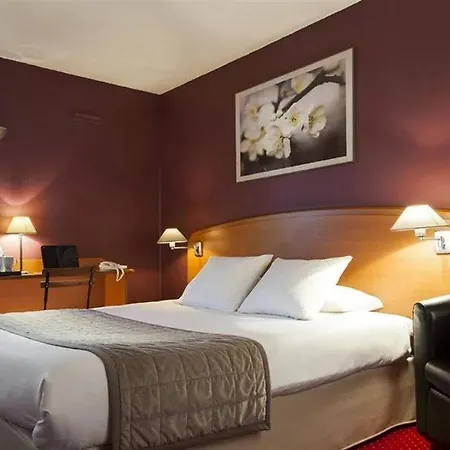 Отель Sky Charles De Gaulle 3*