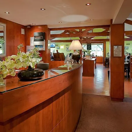 Sky Charles De Gaulle 3* Гуссенвиль