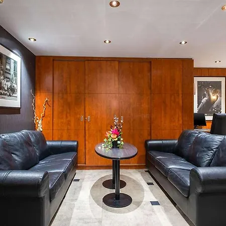 Sky Charles De Gaulle 3* Гуссенвиль
