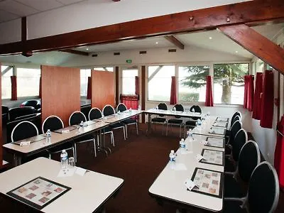 Hotel Sky Goussainville Charles De Gaulle 3*