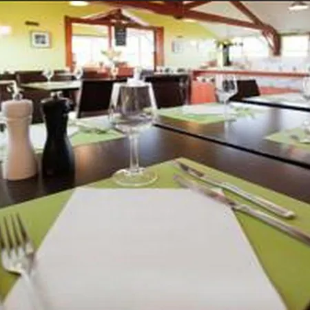 Hotel Sky Goussainville Charles De Gaulle 3*