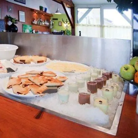 Sky Goussainville Charles De Gaulle Hotel 3*