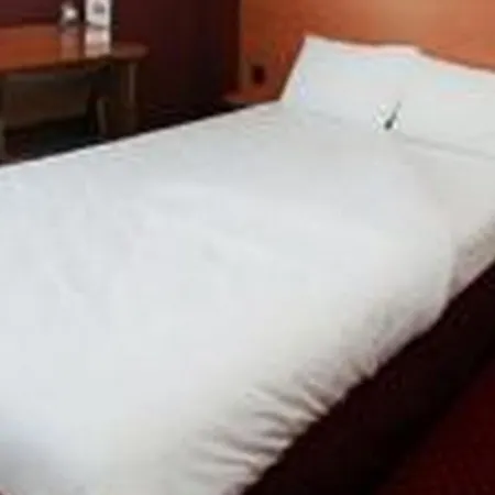 Sky Goussainville Charles De Gaulle 3*